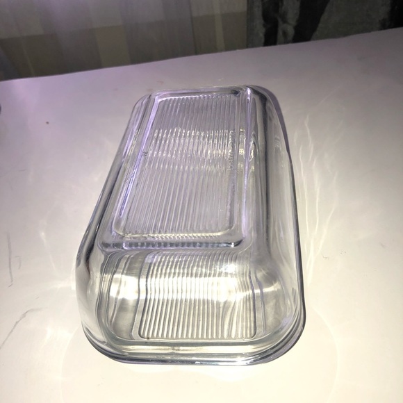 COPY - Arc France vintage glass butter dish with ribbed button- holds 1 pd of b… - Picture 3 of 6